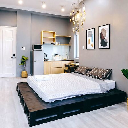 Chilla Palace Homestay Thành Pho Ho Chí Minh Esterno foto