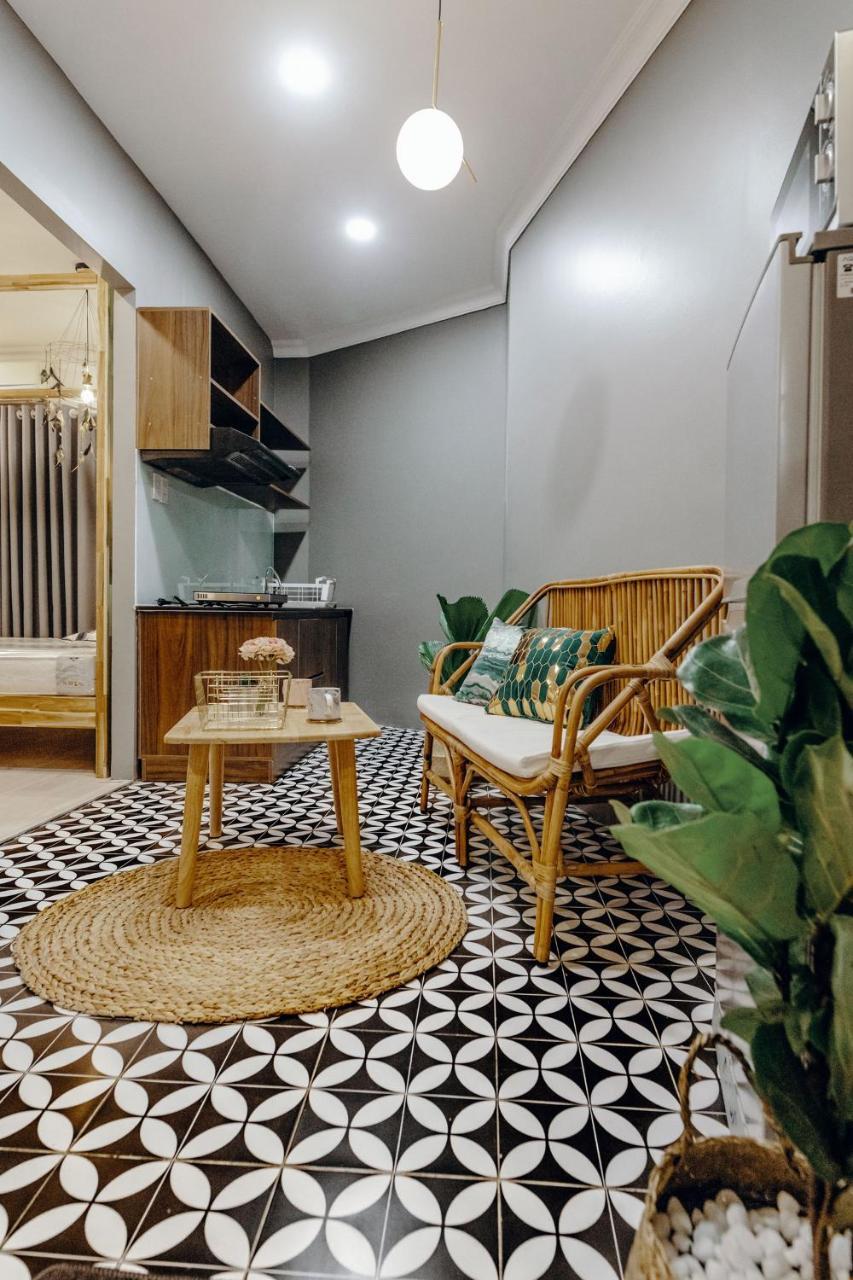 Chilla Palace Homestay Thành Pho Ho Chí Minh Esterno foto